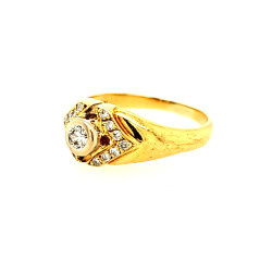 Pre Owned 18ct Diamond Ring ZQ337